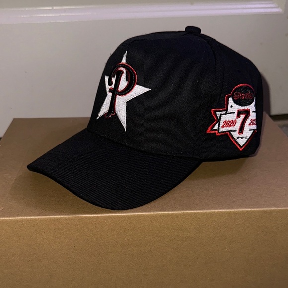 P STAR BASEBALL HAT - ADJUSTABLE ONE SIZE FITS ALL - Picture 1 of 5